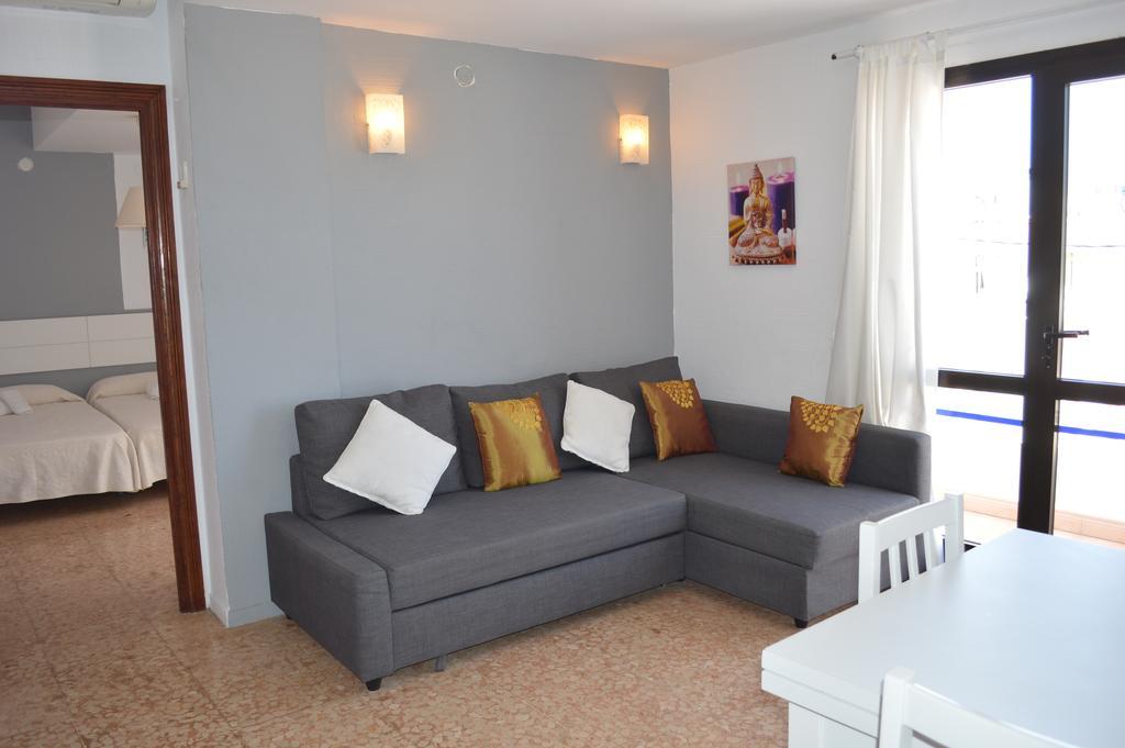 Jacaranda Apartments & Studios Es Cana 외부 사진