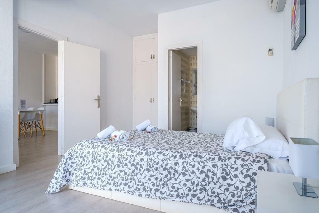 Jacaranda Apartments & Studios Es Cana 외부 사진